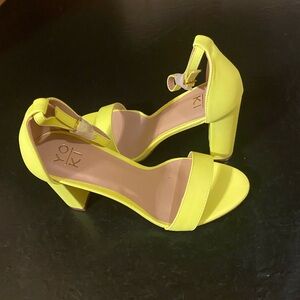 Highlighter heels never worn